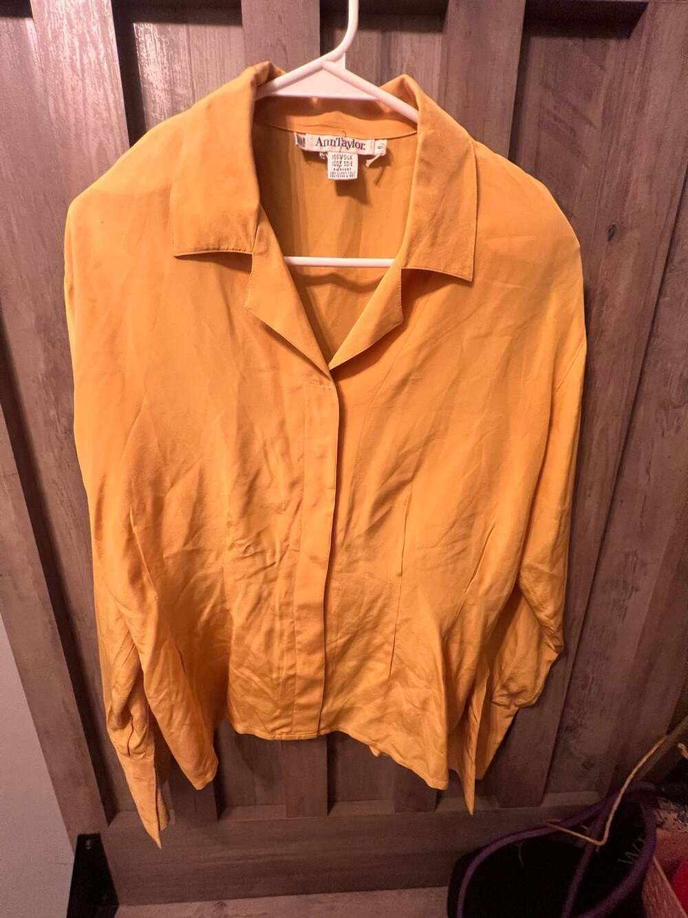 Ann Taylor 100% Silk Mustard Yellow Long Sleeve Button-Down Shirt Size 8